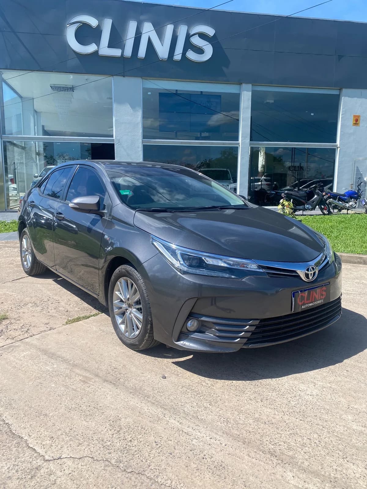 Toyota Corolla XEI M/T — imagen 1 de 8